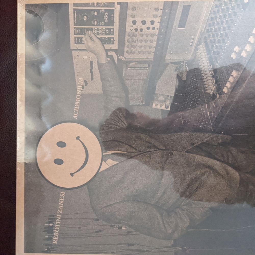 Vinyl Record mix with smile face